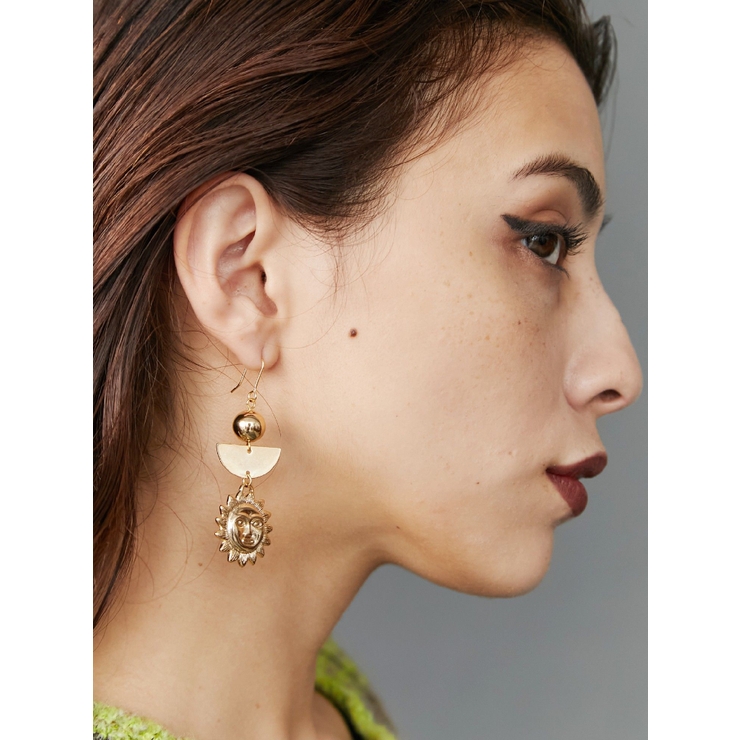 ゴールド | SUNNY MOON MOTIFピアス | EVRIS