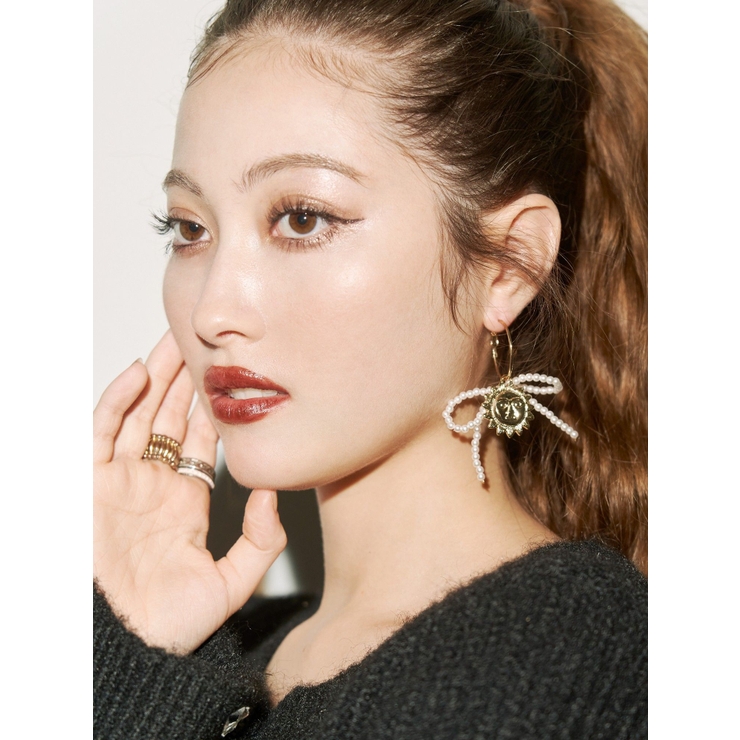 ゴールド | RIBBON SUNNY MOTIF ピアス | EVRIS