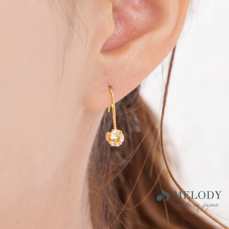 ピアス