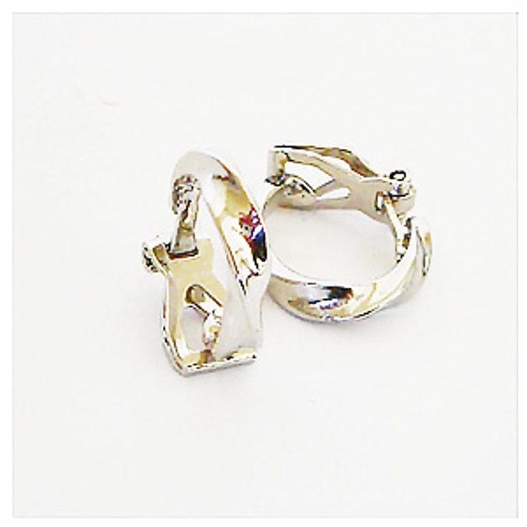 シルバー色 | イヤリング レディース 女性 | Melody　Accessory