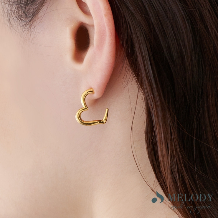 ピアス
