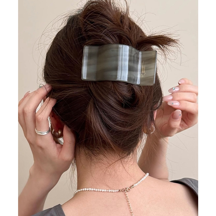 グレイッシュベージュ | 韓国風レトロヘアクリップ バンスクリップ | SUNSHINE CLOSET