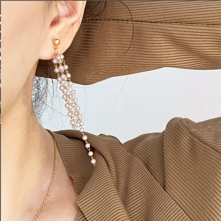 パールピアス 揺れるロングイヤリング韓国[品番：II000010710