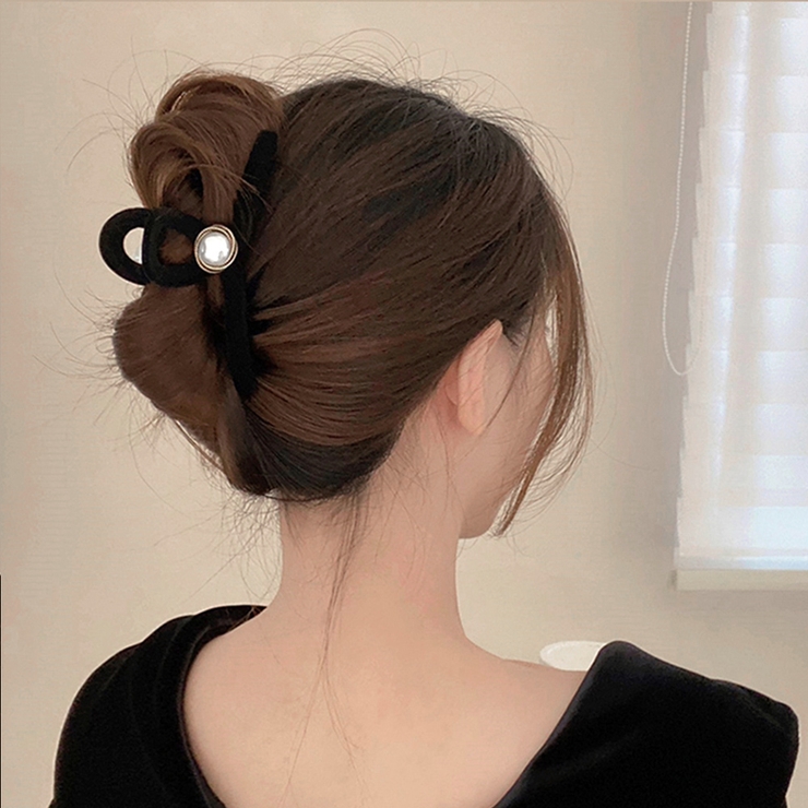 ヘアクリップ レディース 黒 ベルベット [品番：II000009149]｜Miniministore（ミニミニストア）のレディースファッション通販｜SHOPLIST（ショップリスト）