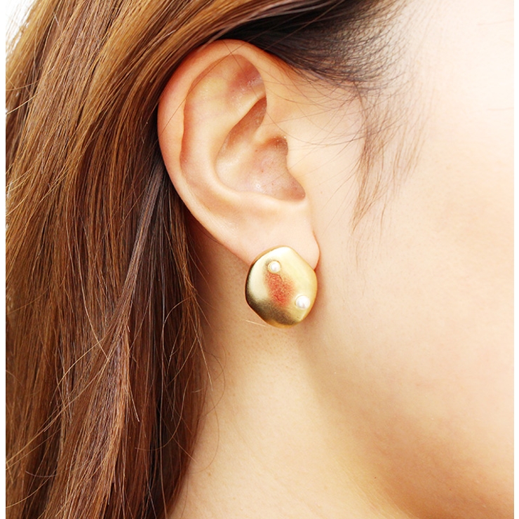 マットパールニュアンスピアス ゴールド 可愛い 品番 Mdrw Mode Robe モードローブ のレディースファッション通販 Shoplist ショップリスト