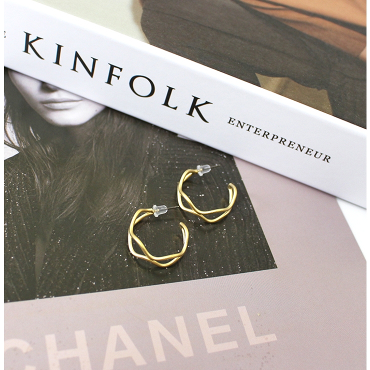 ゴールド | マットウェーブフープピアス ゴールド シルバー | MODE ROBE