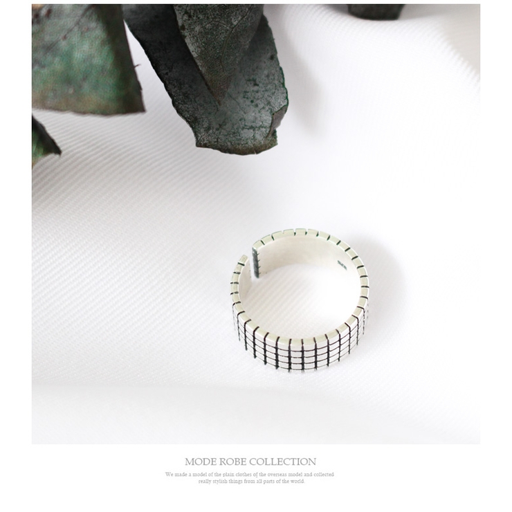 スクエアパターンワイドリング ブロック柄 Silver925 | MODE ROBE | 詳細画像4 