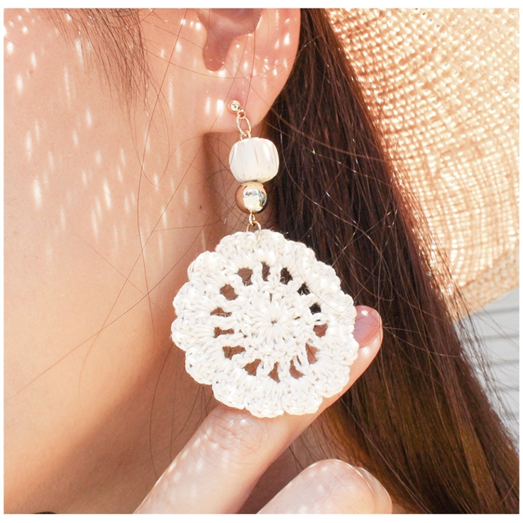 イヤリング　　ウッド製・カジュアル BLAZE ピアス & イヤリング ウッドリング × ファー アクセサリー 大人