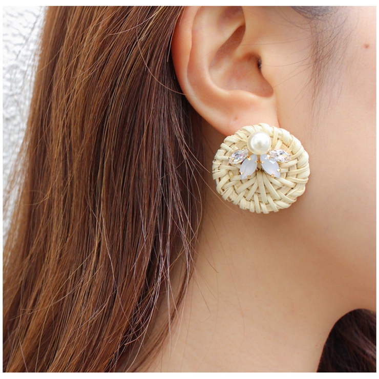 ビジューラタンピアス イヤリング ビジュー 品番 Mdrw Mode Robe モードローブ のレディースファッション通販 Shoplist ショップリスト