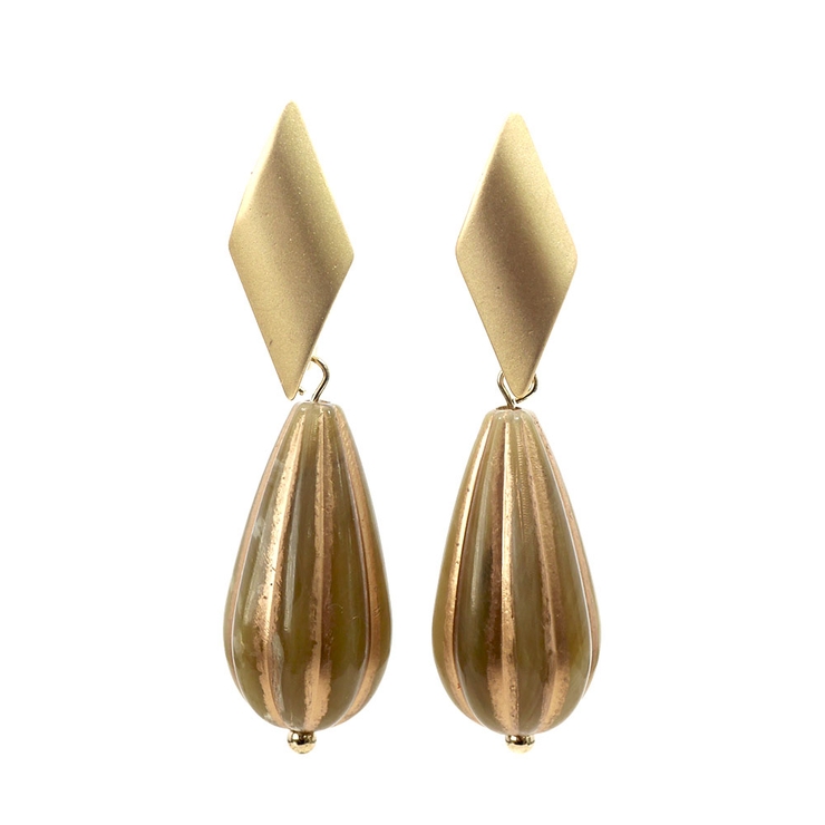 グリーン | アンティーク風ドロップビーズピアス | monamona