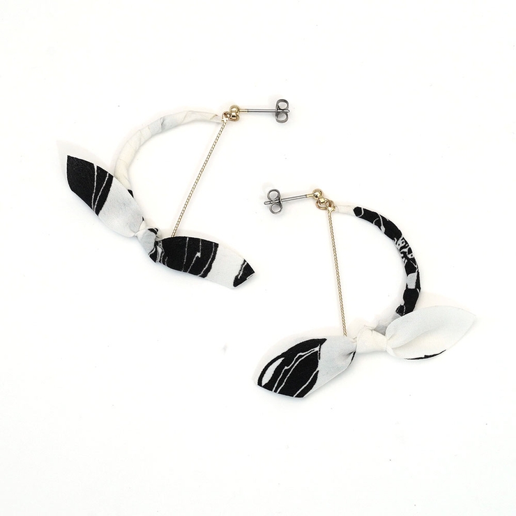 リボンモチーフピアス さがり ゆれる 花柄 | monamona | 詳細画像4 