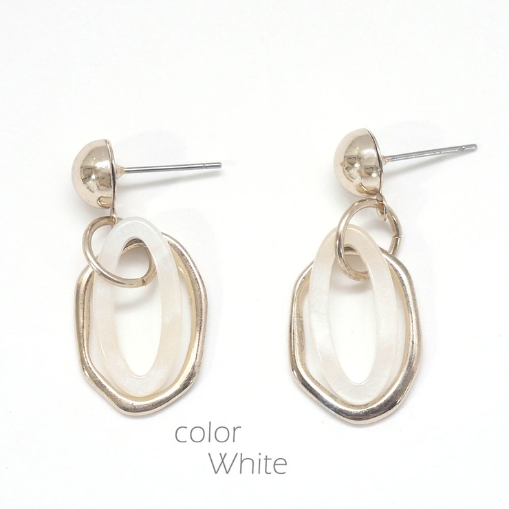 ホワイト | デザインフープコンビピアス 揺れるオーバルメタルフープカジュアルかわいい華奢 大… | monamona