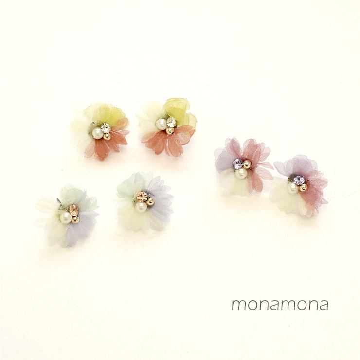 3色フラワーピアス | monamona | 詳細画像1 