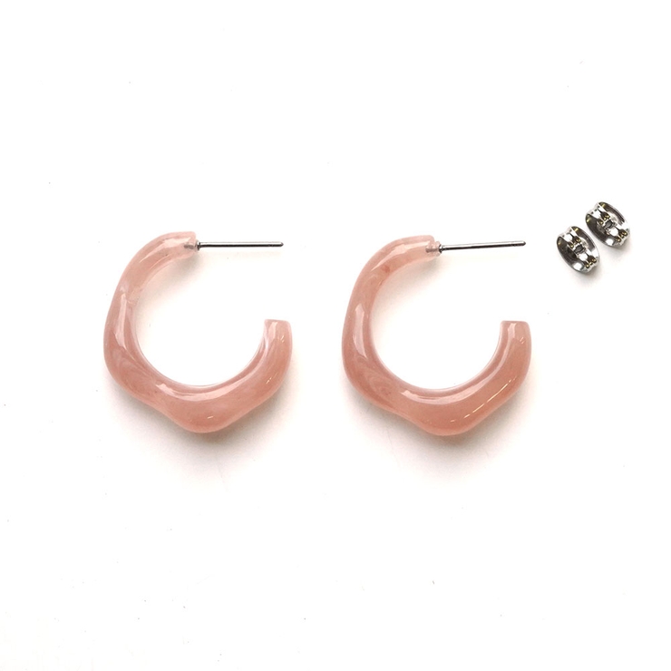 ピンク | アクリルモコモコピアス マーブルカラー | monamona