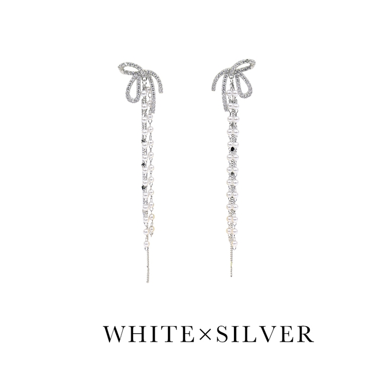 ホワイト×シルバー | 揺れるパールが華やかなリボンピアス パーティードレス小物 アクセサリー | Retica