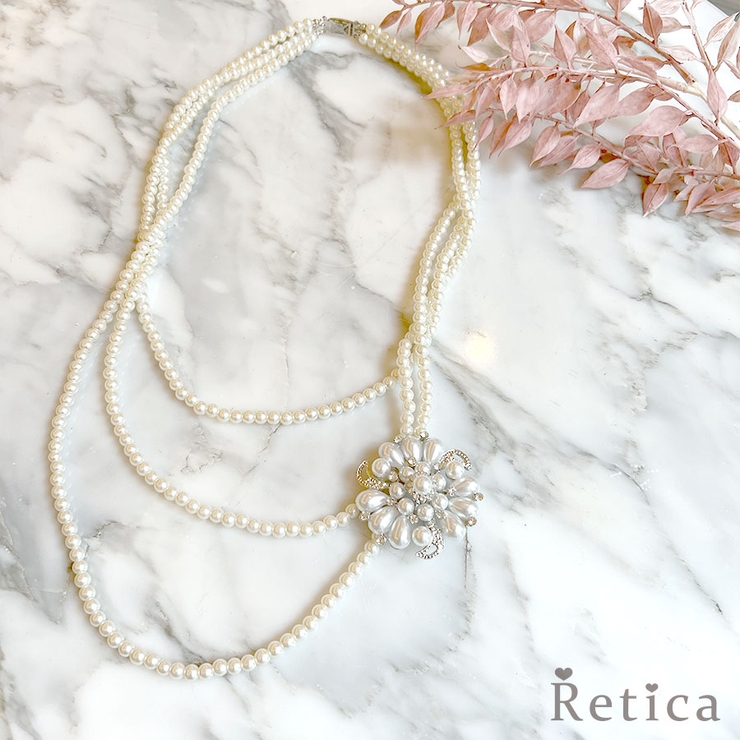 パール×ビジュフラワーブローチ3連ロングネックレス 三連ネックレス [品番：MFND0010308]｜Retica（レティカ）のレディースファッション通販｜SHOPLIST（ショップリスト）