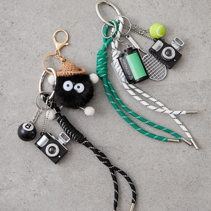 カメラチャーム[品番：OLOW0015886]｜RMAF NICE CLAUP / OLIVE des