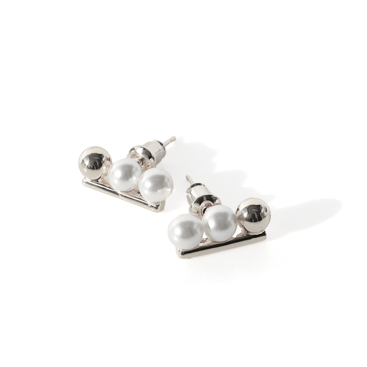 シルバー | ピアス 金属アレルギー対応 つけっぱなし 小ぶり パール 18k シルバー | Noelmarket