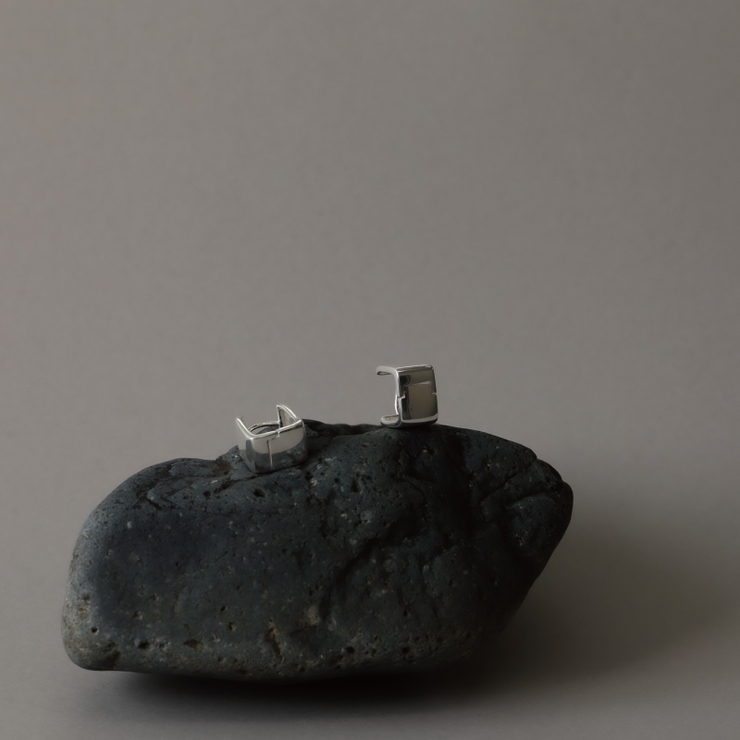 ピアス 金属アレルギー対応 つけっぱなし シンプル 18k 小さめ キューブ | Noelmarket | 詳細画像3 