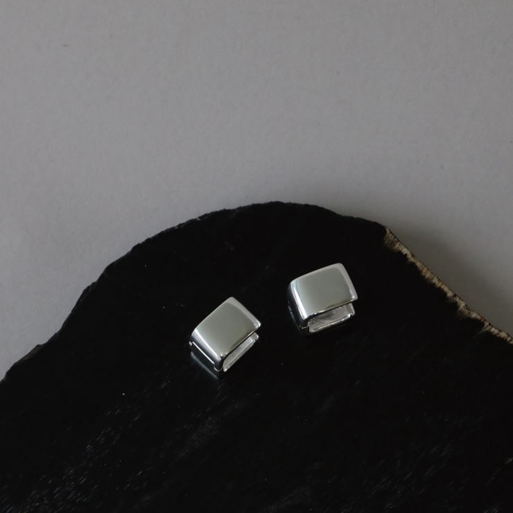 ピアス 金属アレルギー対応 つけっぱなし シンプル 18k 小さめ キューブ | Noelmarket | 詳細画像5 