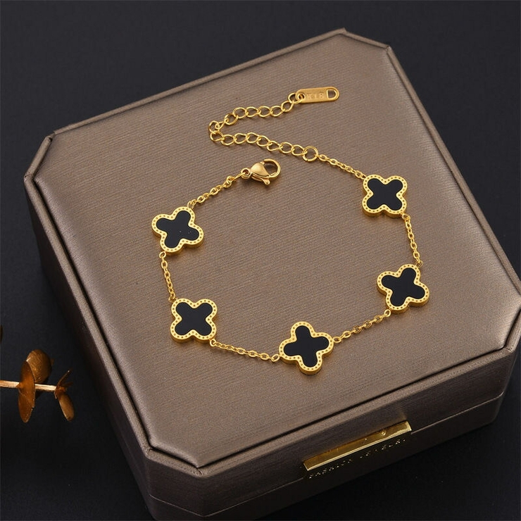 【美品】　ホワイトシェル　ブレスレット ブラック&ホワイトシェルクローバーブレスレット レディース