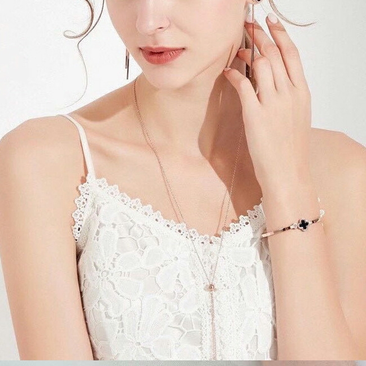 ab009
