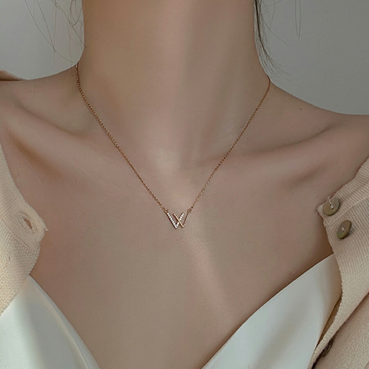 【お試し価格！】 ダブルVネックレス Wネックレス 大人[品番：XL000002488 その他