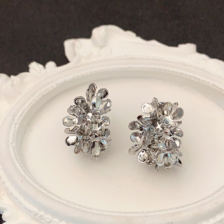 mini perhonen シルバー フラワーピアス 片耳用 フラワーピアス 小花 おしゃれ[品番：XL000002625]｜SLENDER