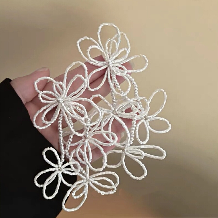 ビジューフラワーデザインピアス 存在感抜群 パールビーズ | SLENDER | 詳細画像1 