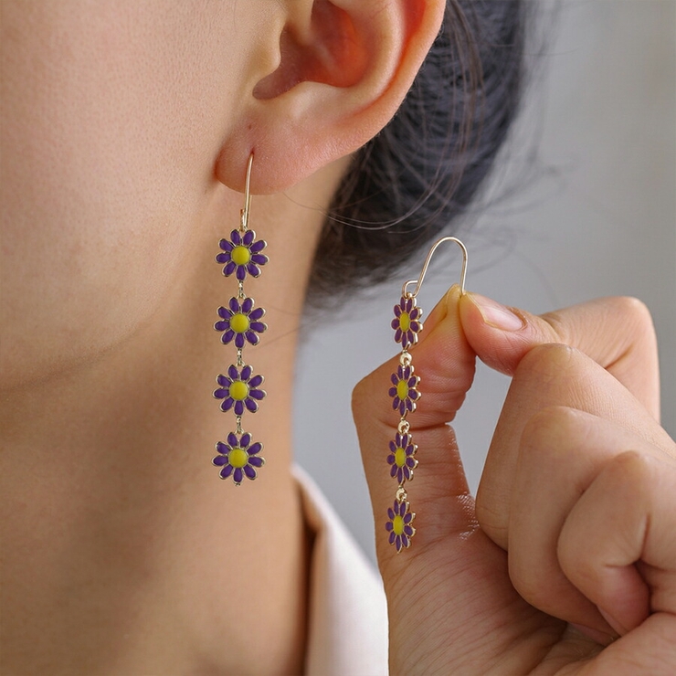 デイジーピアス お花ピアス 韓国ファッション[品番：XL000002593