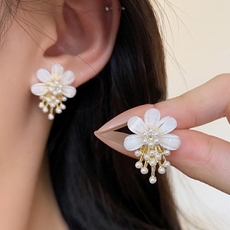 フラワーパールデザインピアス シルバー925 パーティー | SLENDER | 詳細画像1 