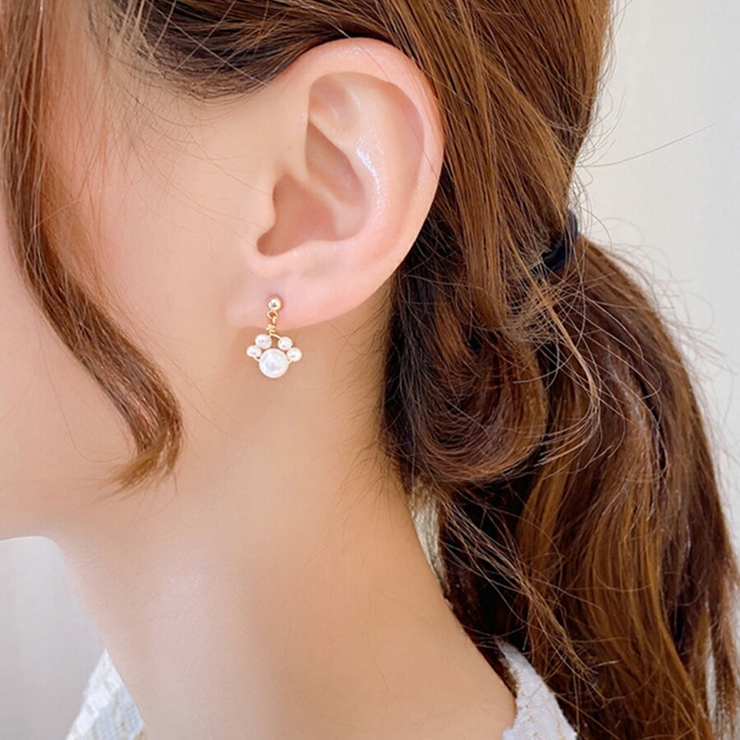 猫モチーフ　パール　イヤリング 猫モチーフ パール イヤリング