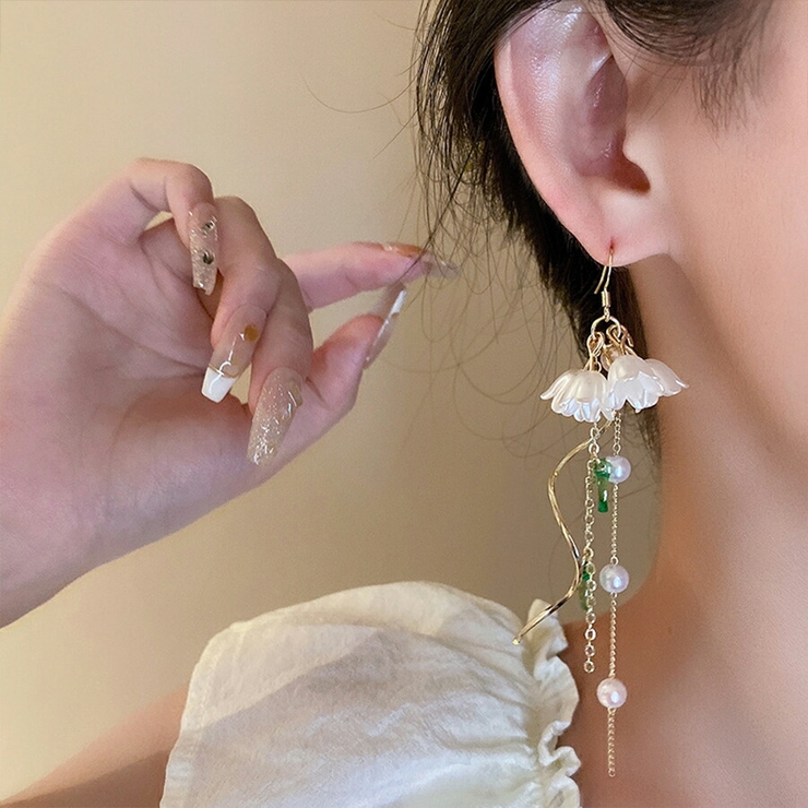 すずらんリーフモチーフピアス 鈴蘭 かわいい | SLENDER | 詳細画像3 