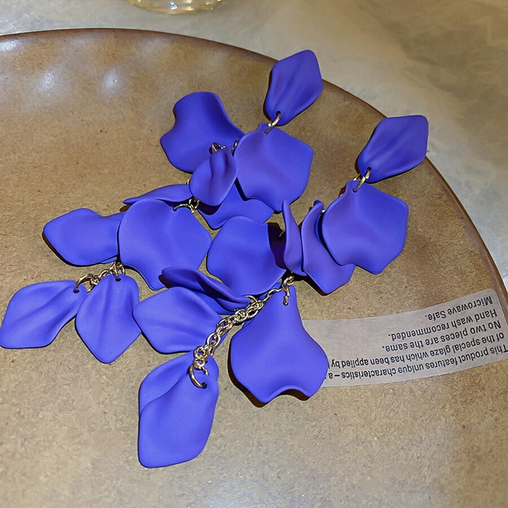 アクリル花びらタッセルピアス パープル イベントパーティー | SLENDER | 詳細画像4 