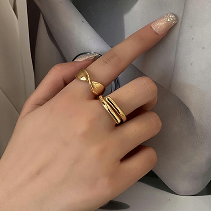 ゴールド ツイストデザイン リング 10K ゴールド ツイストデザイン