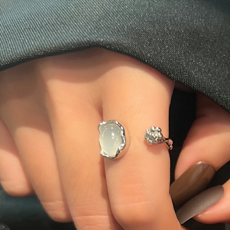 ホワイトストーンリング シルバー 人工石[品番：XL000002803