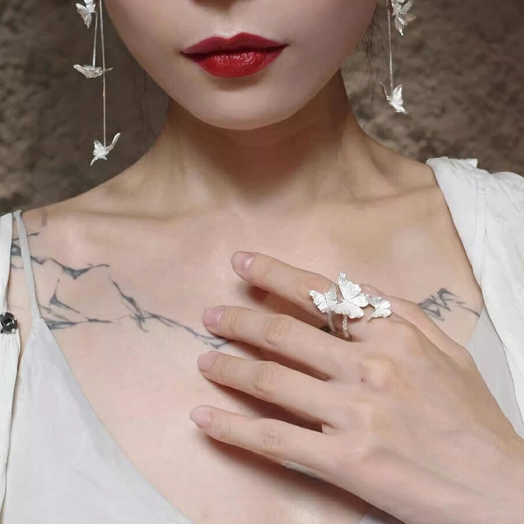 バタフライデザインシルバーリング くるくるリング 存在感抜群 | SLENDER | 詳細画像4 