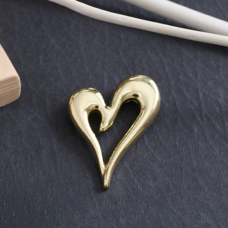 ハート(ゴールド) | ブローチ ピン 卒業式 | REAL STYLE