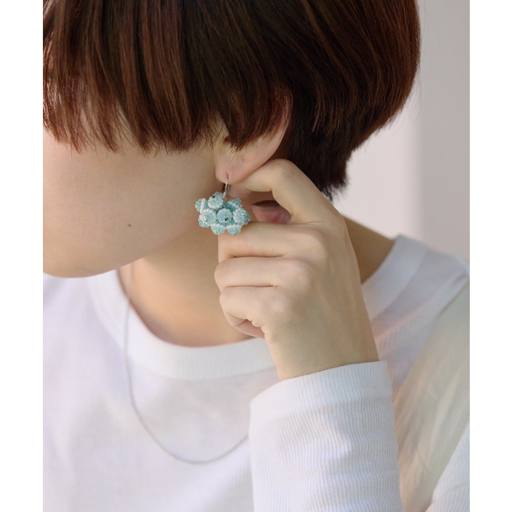 GR | 【ear PAPILLONNER】フラワーボールピアス | PAL GROUP OUTLET