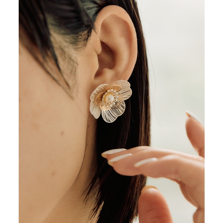 【ear PAPILLONNER】透かしパールフラワーピアス | PAL GROUP OUTLET | 詳細画像7 