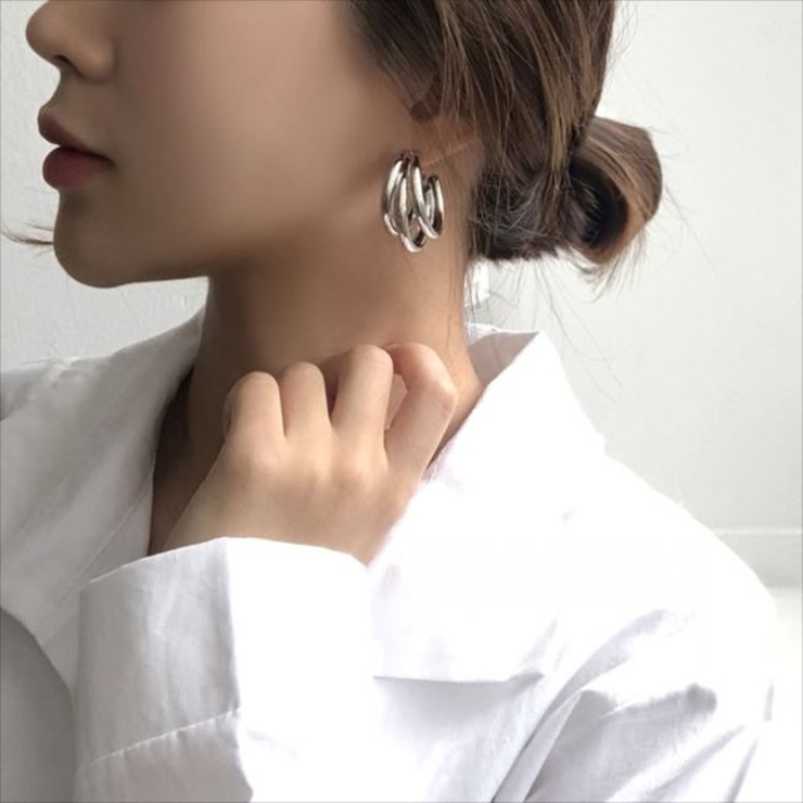 シンプル＆クールな3連ピアス！