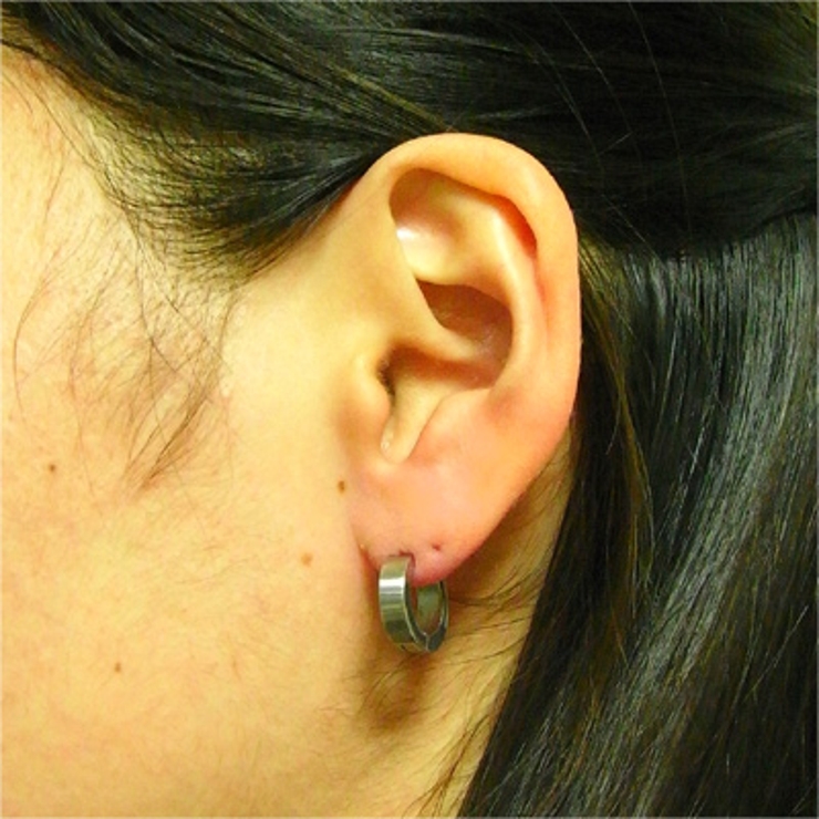 ステンレススティール製シンプルフープピアス ツヤ消しタイプ幅4ミリ | アクセサリーショップPIENA | 詳細画像3