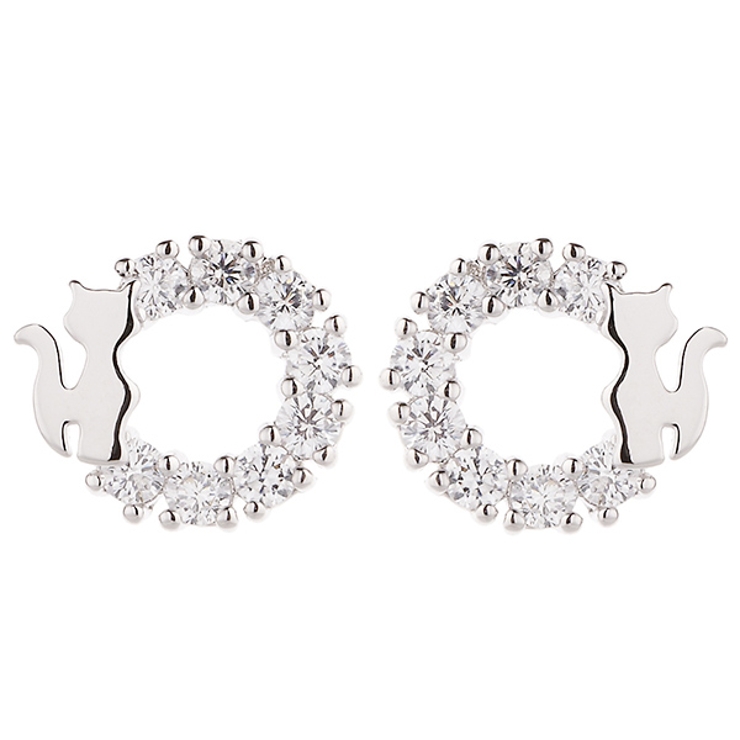 リングに猫ちゃんがかわいく座る 動物好きの彼女へ ジルコニアピアス | アクセサリーショップPIENA | 詳細画像1