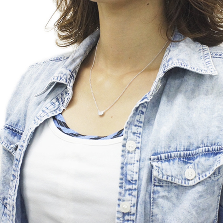 シルバー925製 最高級品質ジルコニアをセットしたビーンズモチーフの  