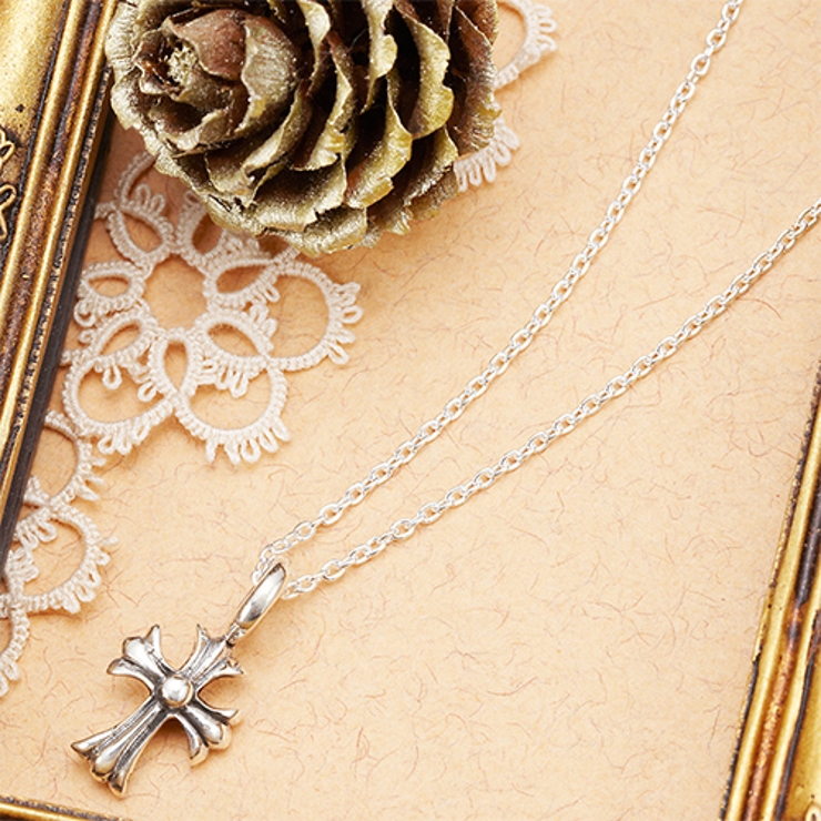 クロムハーツ クロスペンダント ネックレス シルバー No：003 シルバー クロスモチーフ ネックレス クロムハーツ クロスペンダント