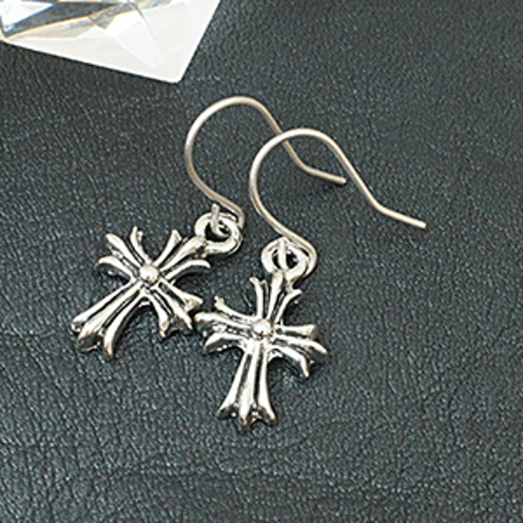 lunaluna☆ ツイストフープピアス クロスペンダント lunaluna
