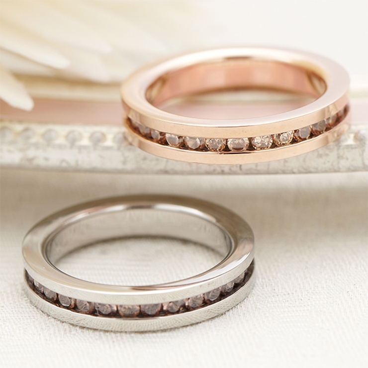 ラインストーンが並ぶフルエタニティリング お肌に優しい素材のサージカルステンレス… | アクセサリーショップPIENA | 詳細画像1 