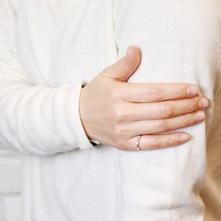 細身プチリング 3粒キュービックジルコニア 小さなお花が指先に咲いたようなデザイ… | アクセサリーショップPIENA | 詳細画像7 