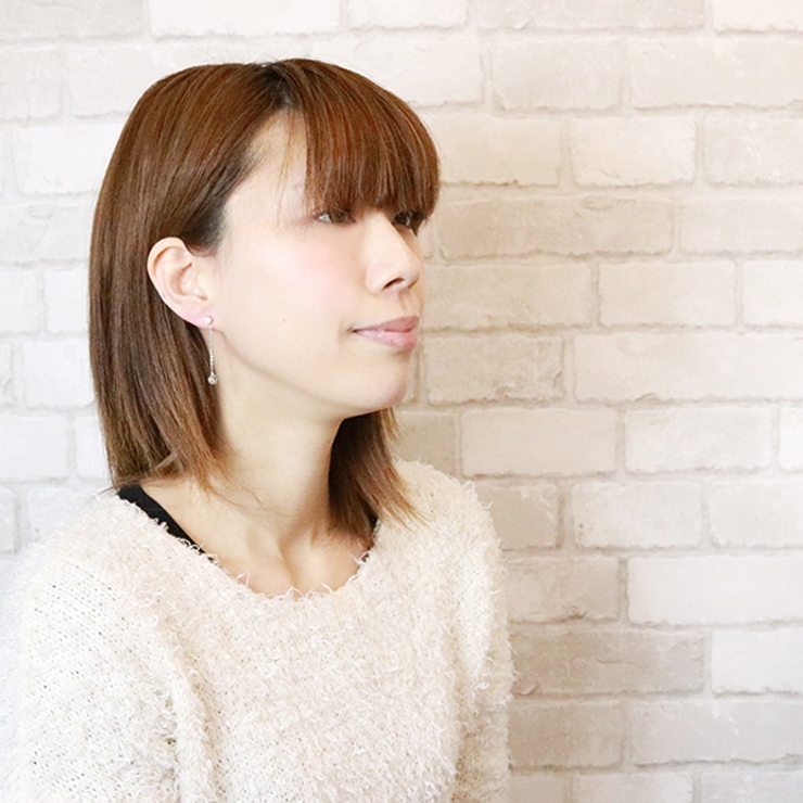 チタンポストのスタッドピアス 丸くカットされたキュービックジルコニアをチェーンで… | アクセサリーショップPIENA | 詳細画像7 