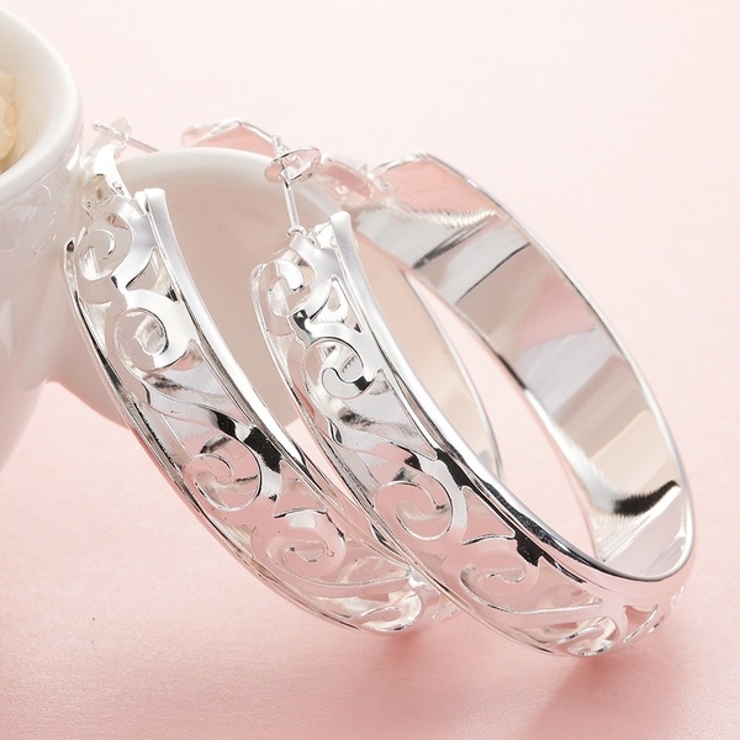 e135ピアス レディース 人気 フープ ピアス 透かし ピアス wiwa:20mm SILVER HOOP PIERCE シルバー フープ